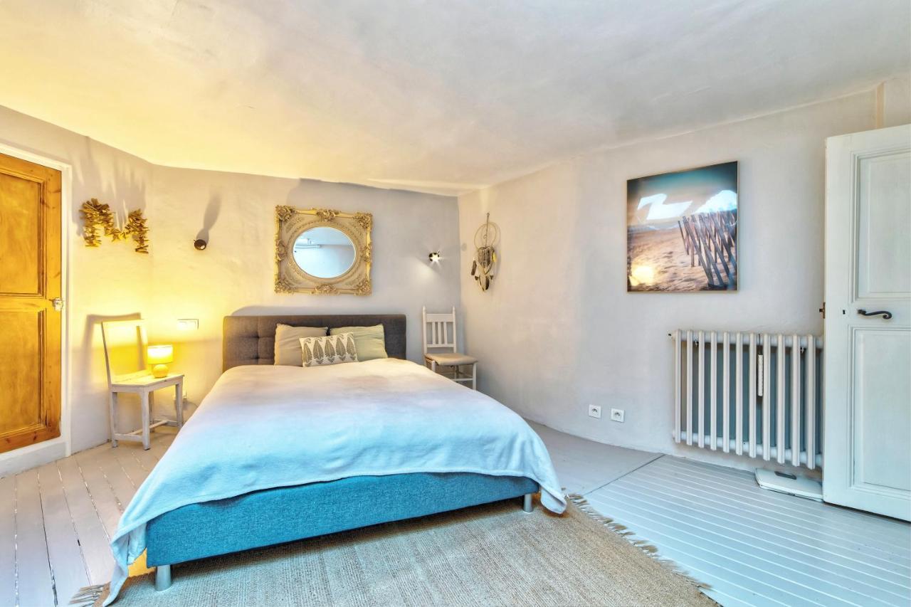 Townhouse Mougins In The Old Village, Fantastic View, Sea And Mountains Eksteriør bilde