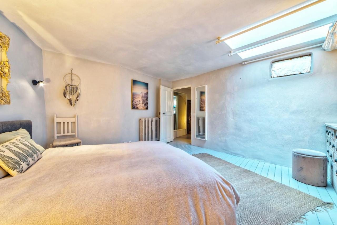 Townhouse Mougins In The Old Village, Fantastic View, Sea And Mountains Eksteriør bilde