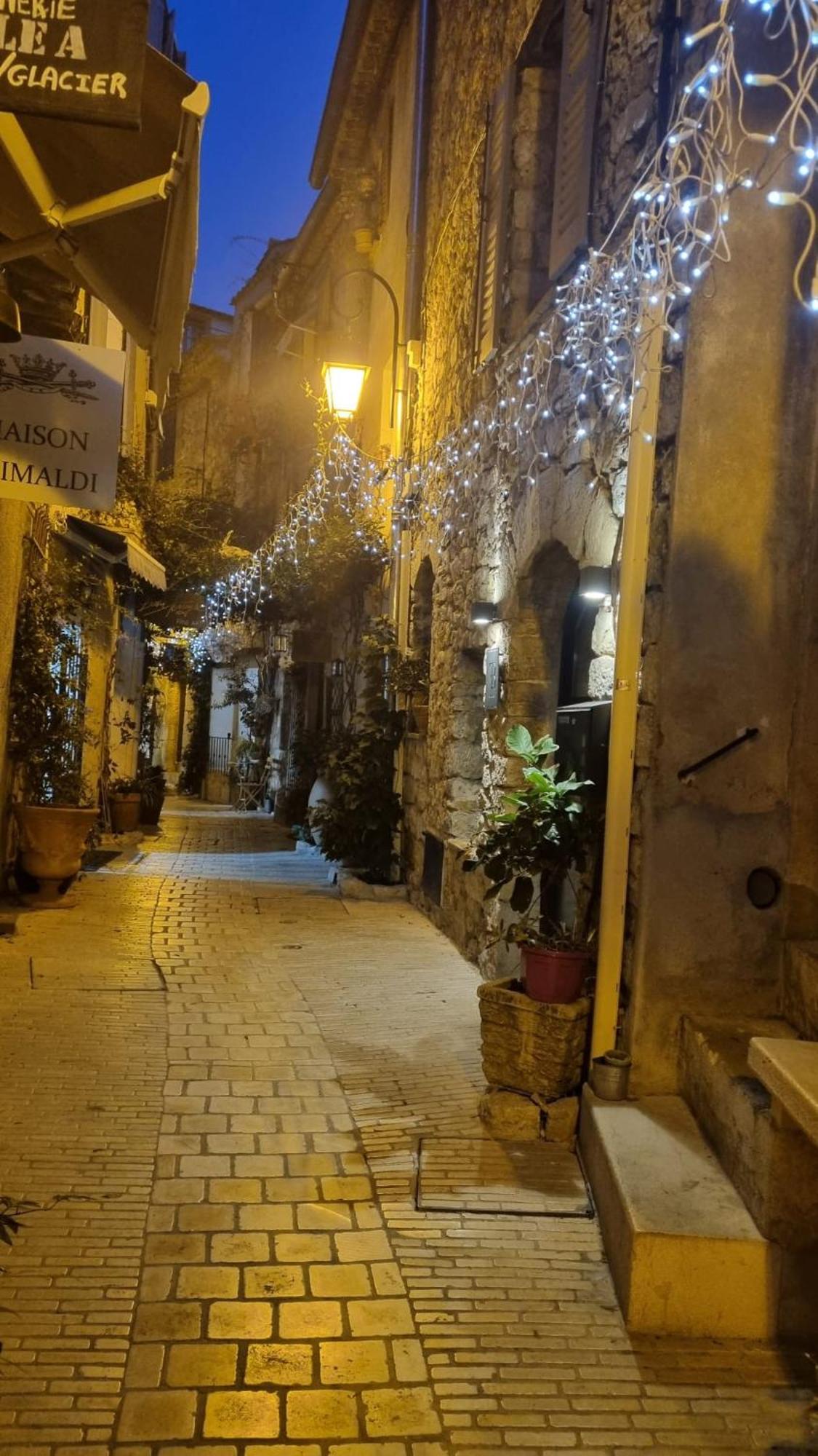 Townhouse Mougins In The Old Village, Fantastic View, Sea And Mountains Eksteriør bilde